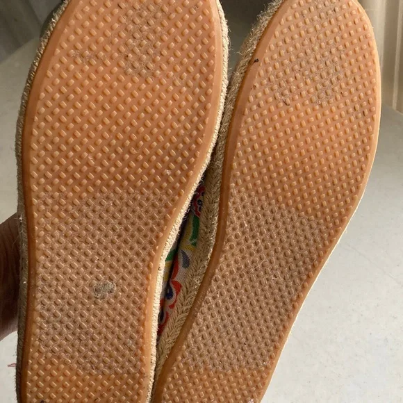 TOMS Multicolor Embroidered Espadrille Flats - Blue, Yellow, Green - Picture 6 of 9